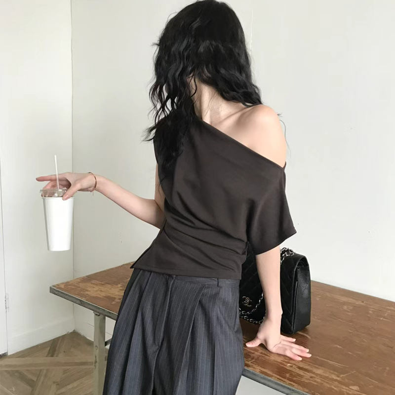 Elegant One-Shoulder Design Se - مراجعة Lifestyle Of Korean وسعره