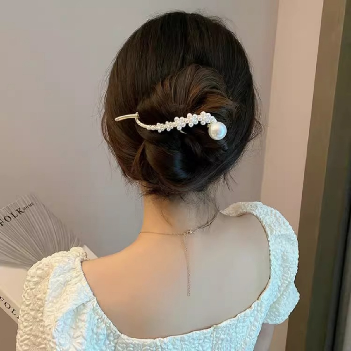 Elegant Glitter Pearl Hair Cli - مراجعة Korean Girls Lifestyle وسعره