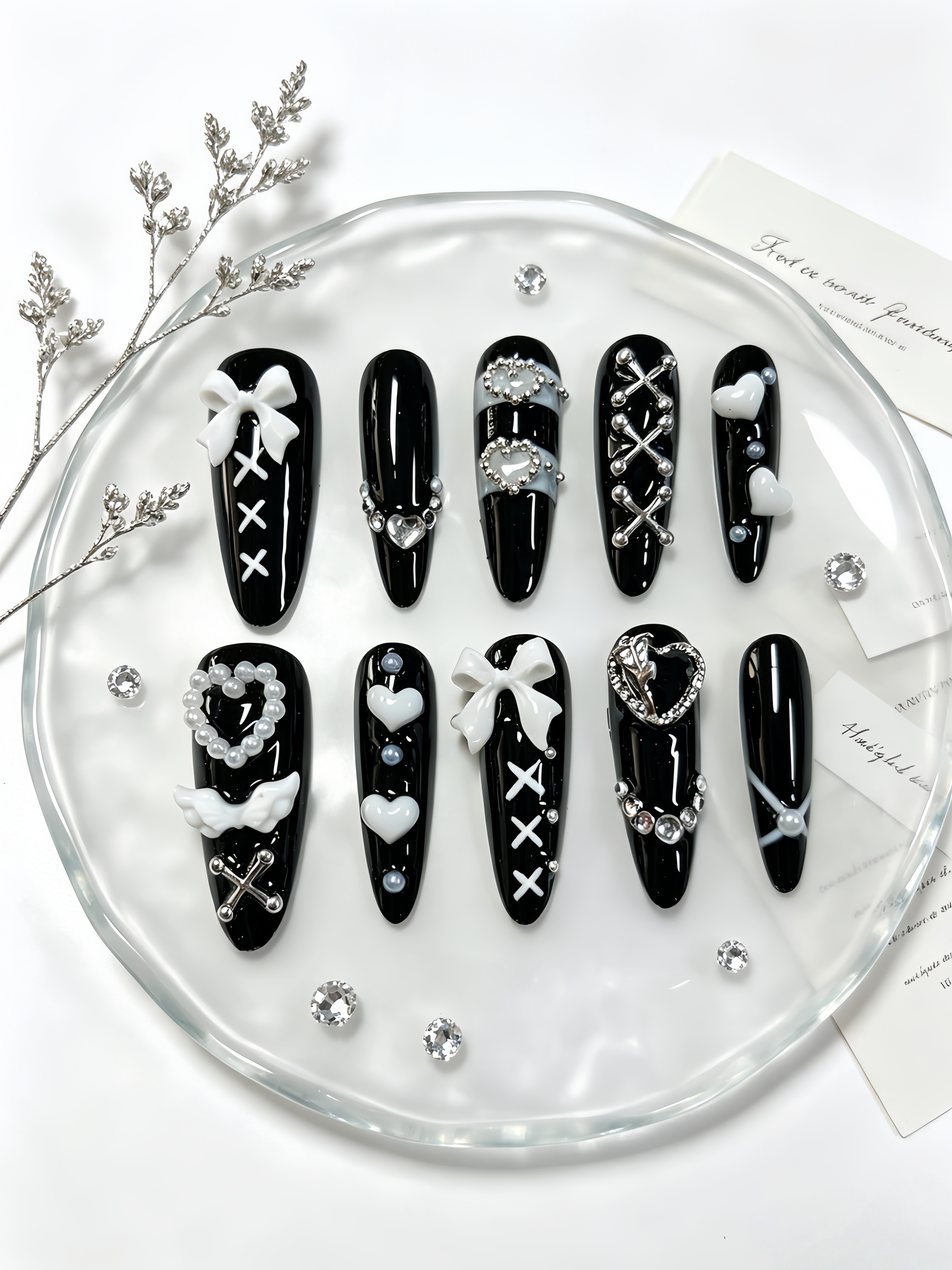 10 Long Black and White Minima - مراجعة Korean Girls Lifestyle وسعره